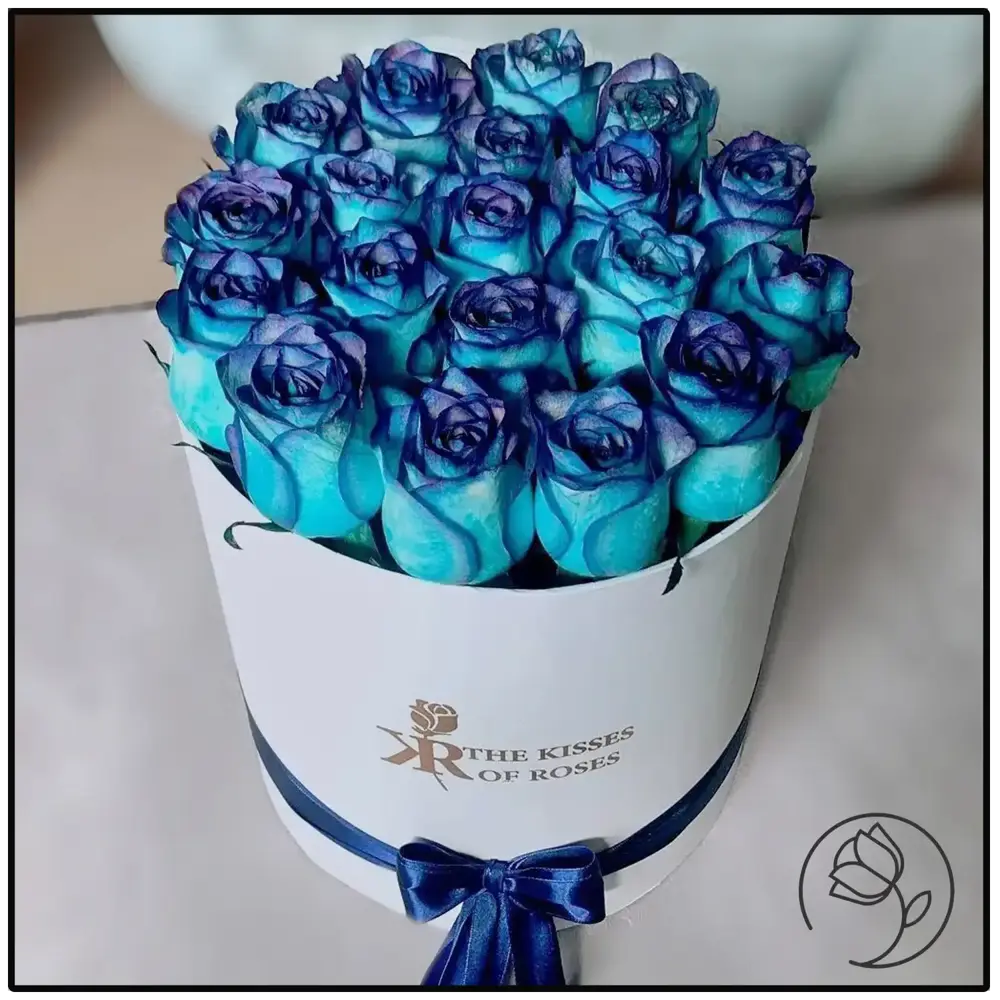 باکس گل رز آبی