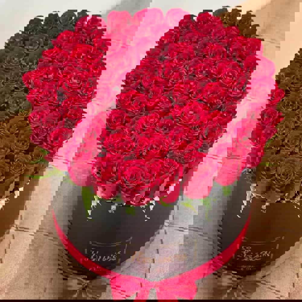 باکس گل رز قرمز